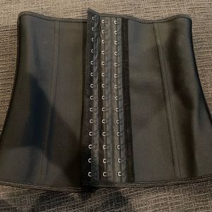 Black Waist Trainer